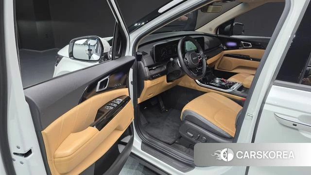 Kia Carnival 4th generation id 4230716 из Кореи 30