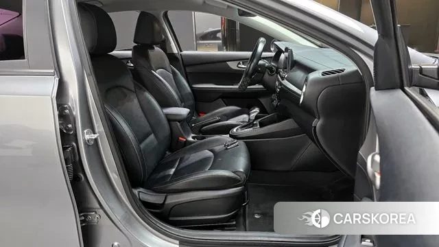 Kia Come New K3 id 3741891 из Кореи 20