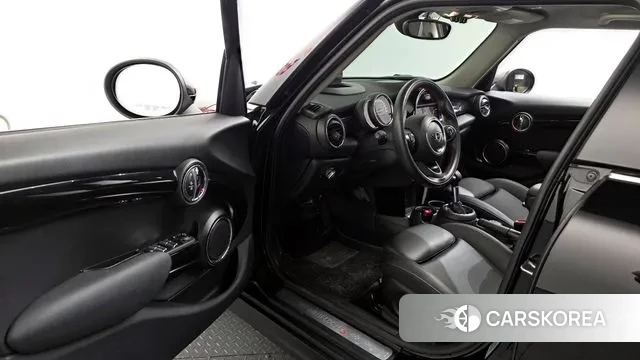 Mini Cooper S id 3422971 из Кореи 20