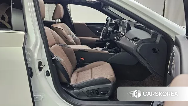 Lexus ES300h 7th generation id 3082404 из Кореи 20