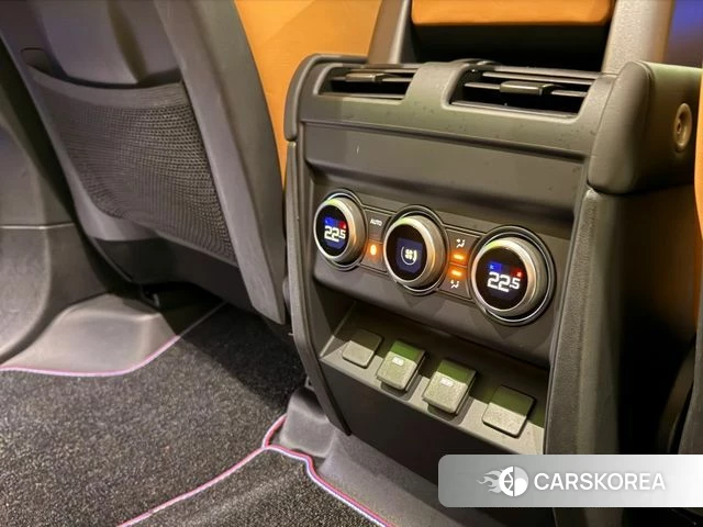 Land Rover Defender (L663) id 4388516 из Кореи 17