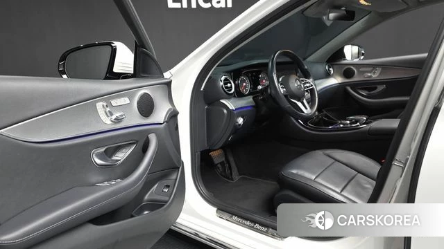 Mercedes-Benz E-Class W213 id 4356569 из Кореи 30