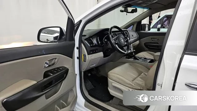 Kia The New Carnival id 3583423 из Кореи 20