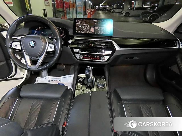 BMW 5 Series (G30) id 4793989 из Кореи 20
