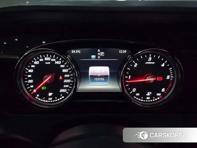 Mercedes-Benz E-Class W213 id 3152719 из Кореи 20