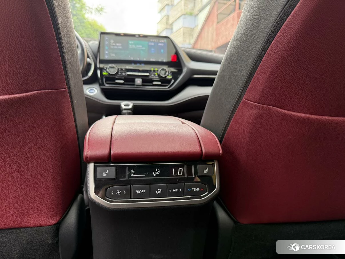 Toyota Crown id 4514984 из Китая 21