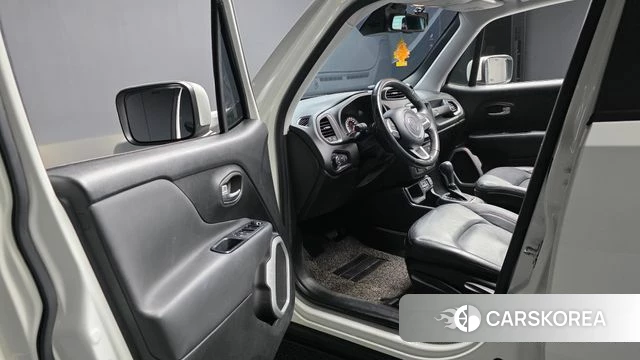 Jeep Renegade id 3820956 из Кореи 20