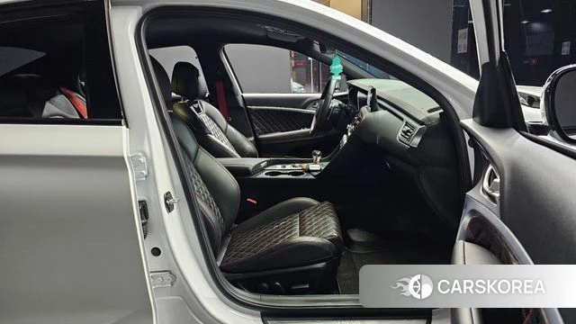 Genesis The New G70 id 3819909 из Кореи 20