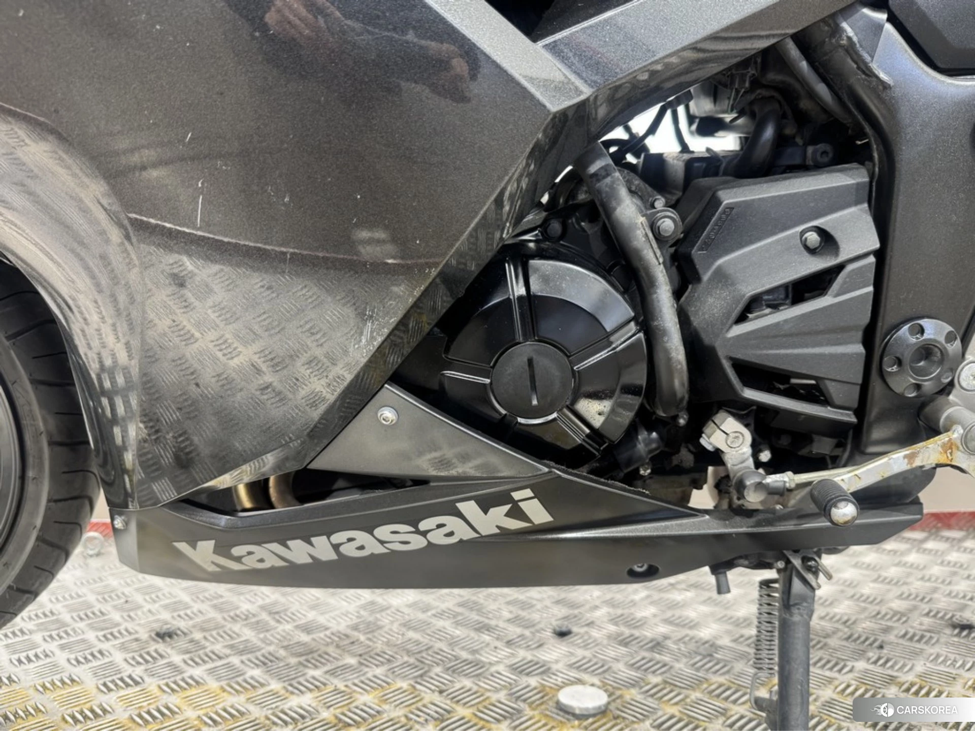 Kawasaki NINJA 250 id 3947600 из Японии 31