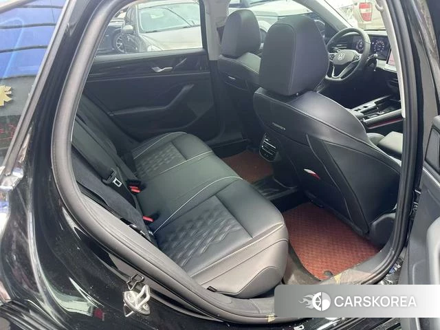 Volkswagen Magotan id 4207426 из Китая 10