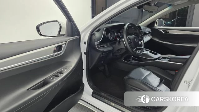 Hyundai The New Grandeur IG id 4936700 из Кореи 30