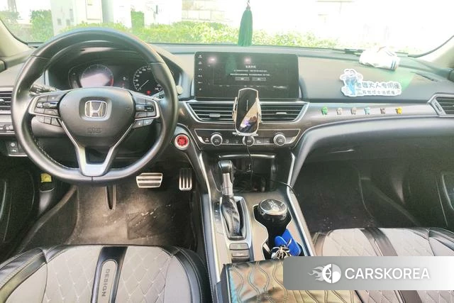 Honda Accord id 4297736 из Китая 17