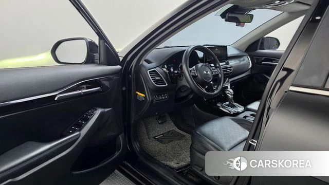 Kia Seltos id 4770196 из Кореи 35