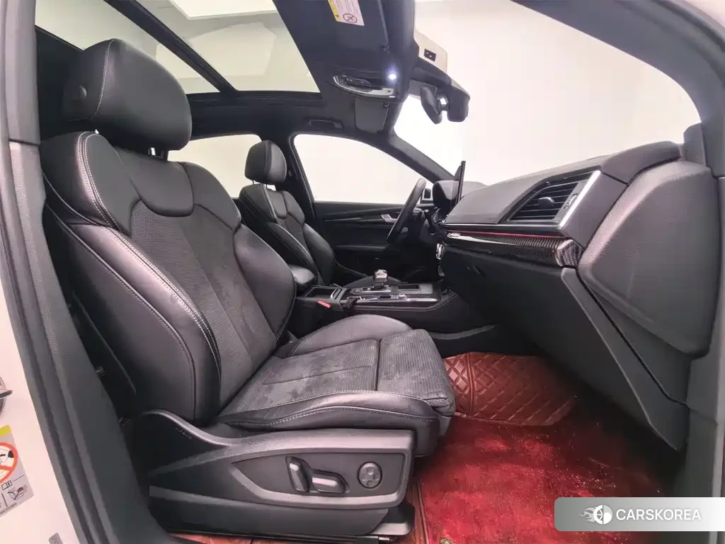 Audi Q5L id 4601792 из Китая 28