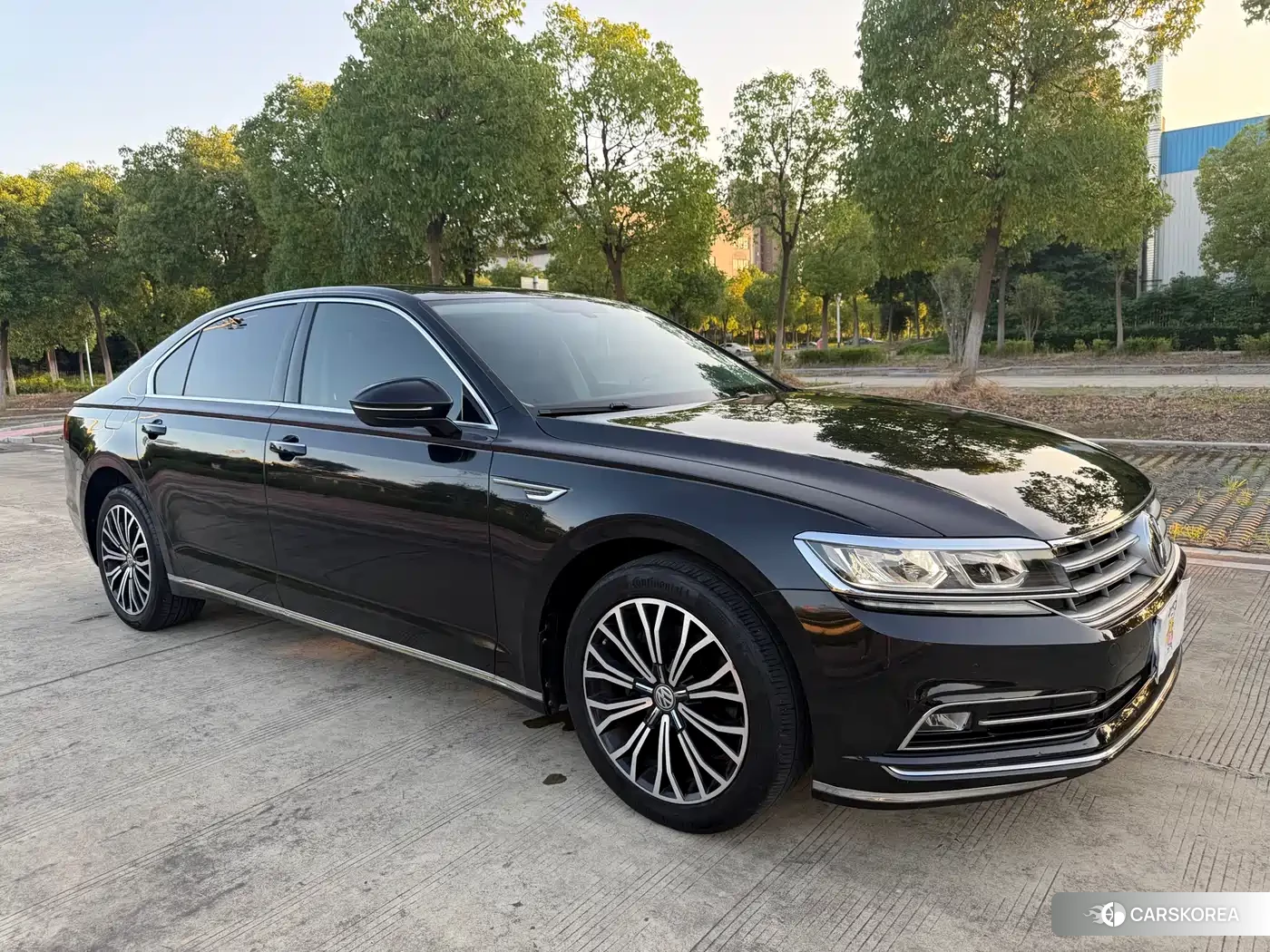Volkswagen Huiang id 4576743 из Китая 17