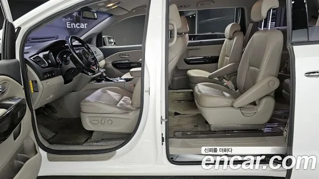 Kia The New Carnival id 2932690 из Кореи 20