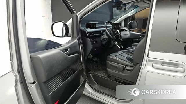 Hyundai Staria id 4302435 из Кореи 32