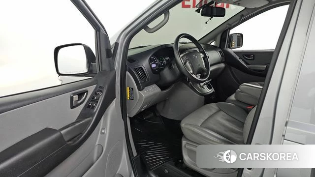 Hyundai The New Grand Starex id 4295249 из Кореи 33