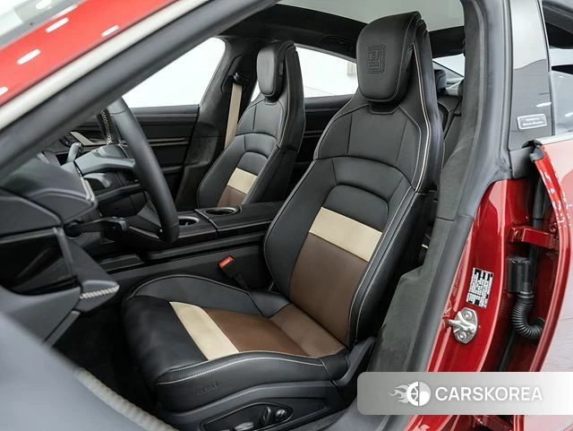 Porsche Taycan id 4622884 из Кореи 20