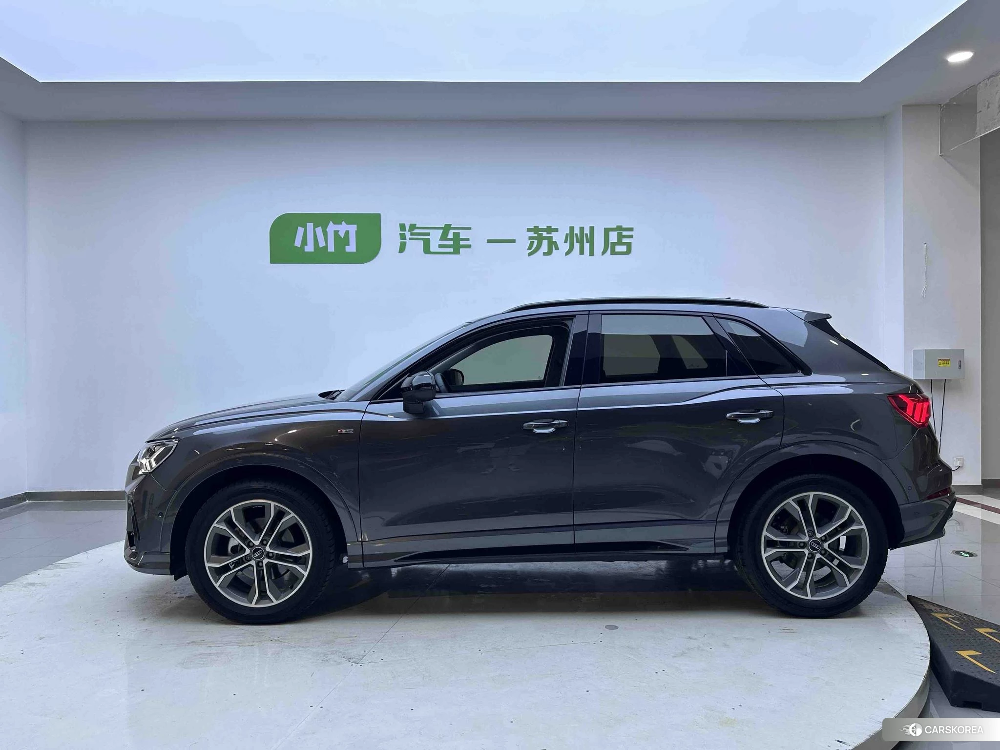 Audi Q3 id 4498648 из Китая 21