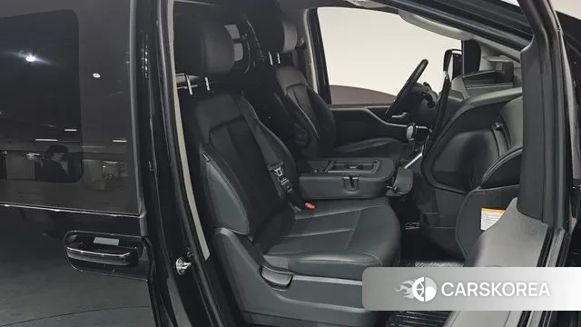 Hyundai Staria id 3679386 из Кореи 21