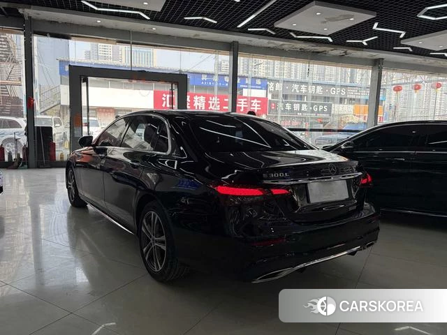Mercedes-Benz E-class id 4272448 из Китая 24