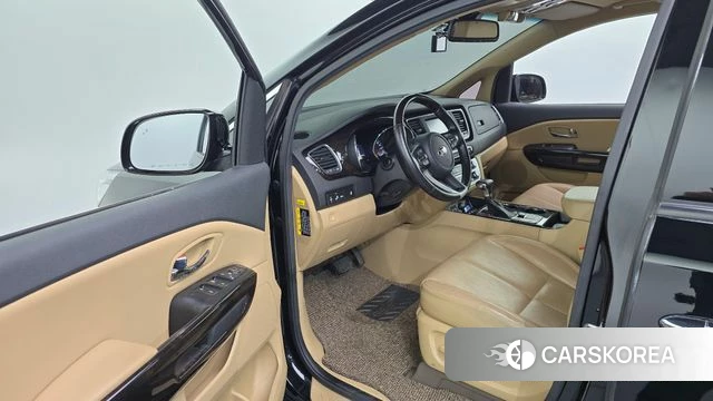 Kia The New Carnival id 3801792 из Кореи 20