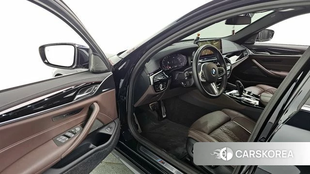 BMW 5 Series (G30) id 3914887 из Кореи 20