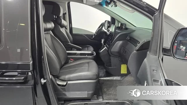 Hyundai Staria id 3426161 из Кореи 20