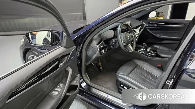 BMW 5 Series (G30) id 2981319 из Кореи 20