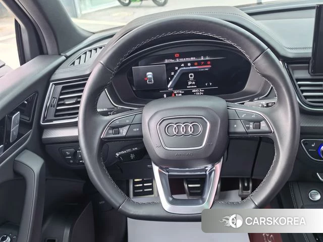 Audi Q5L id 4321167 из Китая 18