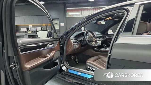 BMW 7 Series (G11) id 4447041 из Кореи 34
