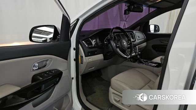 Kia The New Carnival id 4402978 из Кореи 30