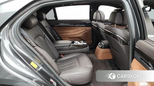 Genesis G90 id 4625928 из Кореи 32