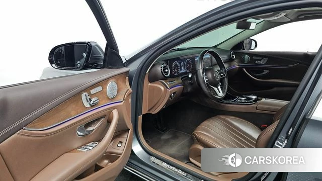 Mercedes-Benz E-Class W213 id 4728019 из Кореи 37