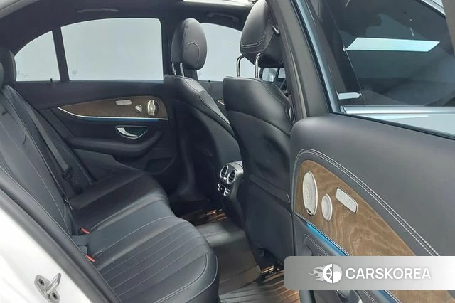 Mercedes-Benz E-Class W213 id 4687288 из Кореи 19