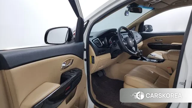 Kia The New Carnival id 3631562 из Кореи 20