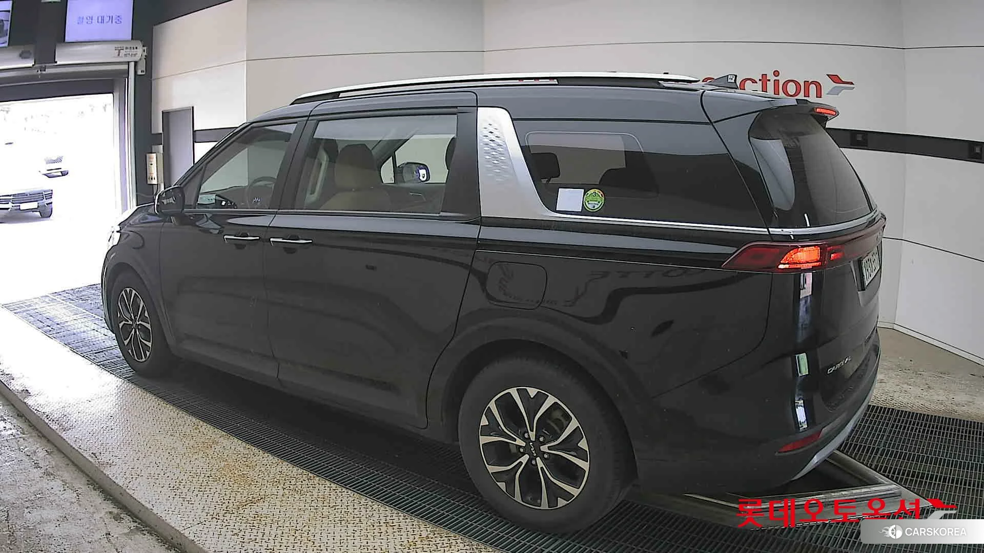 Kia Carnival id 4347380 из Кореи 37