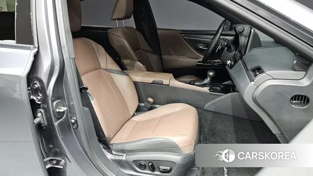 Lexus ES300h 7th generation id 3400570 из Кореи 20