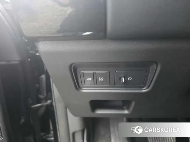 Land Rover Discovery 5 id 3522965 из Кореи 16