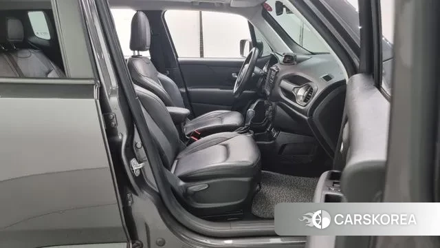 Jeep Renegade id 3317723 из Кореи 20