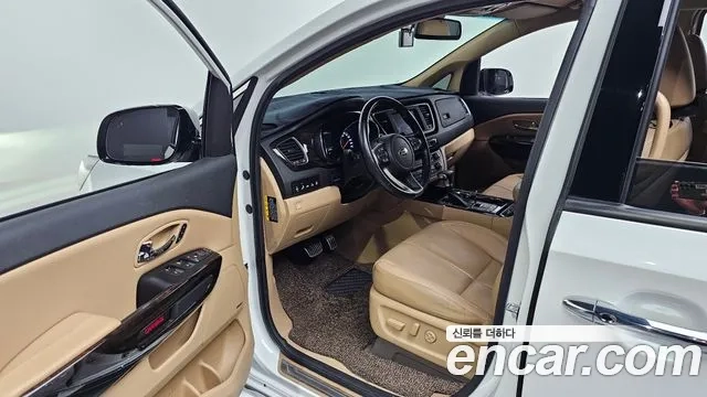 Kia The New Carnival id 2937118 из Кореи 20