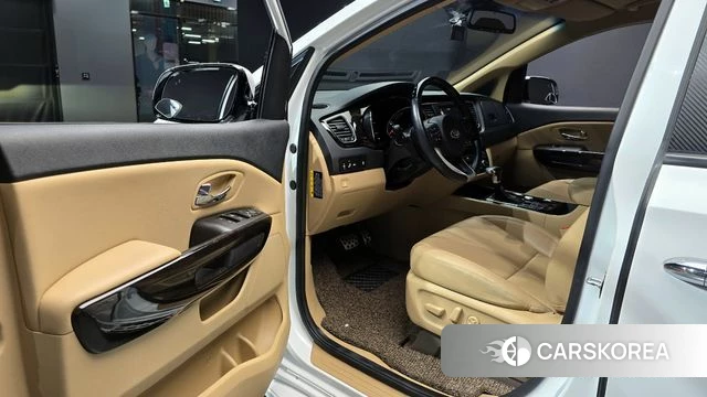 Kia The New Carnival id 4305023 из Кореи 30