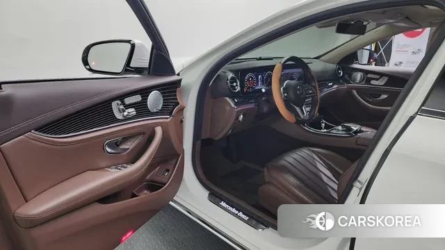 Mercedes-Benz E-Class W213 id 3209043 из Кореи 20