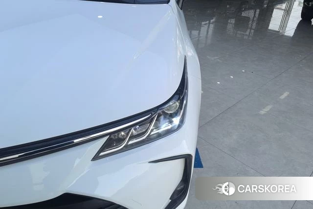 Toyota Corolla id 4328933 из Китая 17