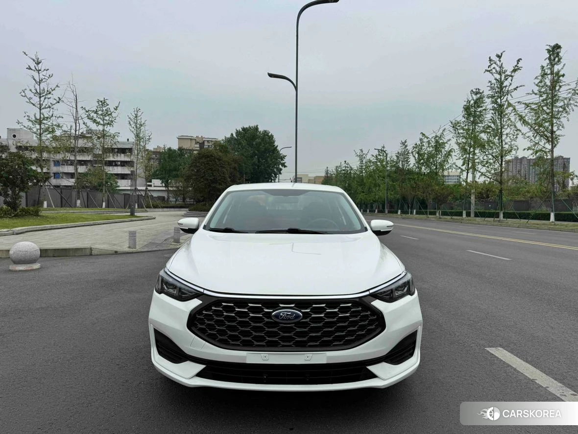 Ford Forrest id 4440450 из Китая 21