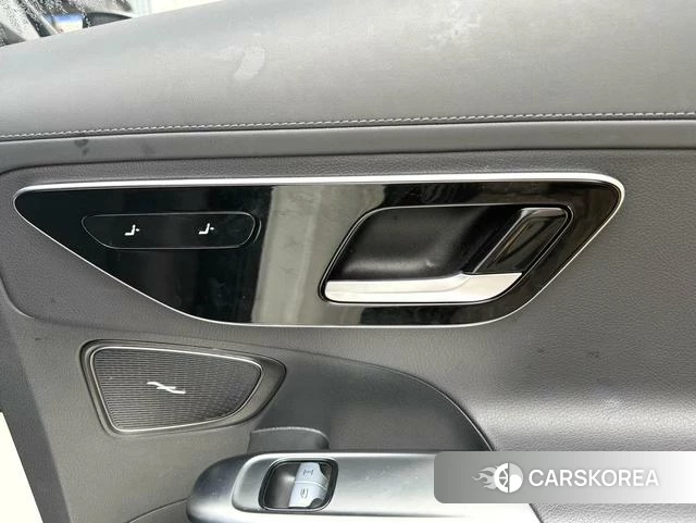 Mercedes-Benz Class C id 4275251 из Китая 10