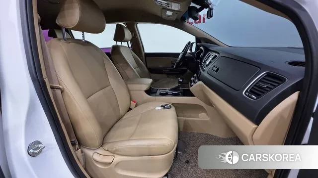 Kia The New Carnival id 3444967 из Кореи 20