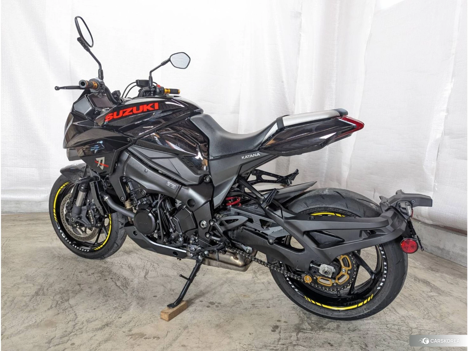 Suzuki GSX-S1000S Katana id 4405505 из Японии 10