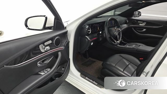 Mercedes-Benz E-Class W213 id 4540887 из Кореи 32